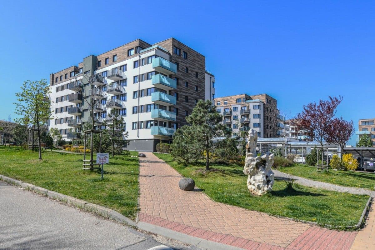 Prodej bytu 2+kk 40 m², Gollové, Praha, Praha Prodej bytu 2+kk 40 m², Gollové, Praha, Praha