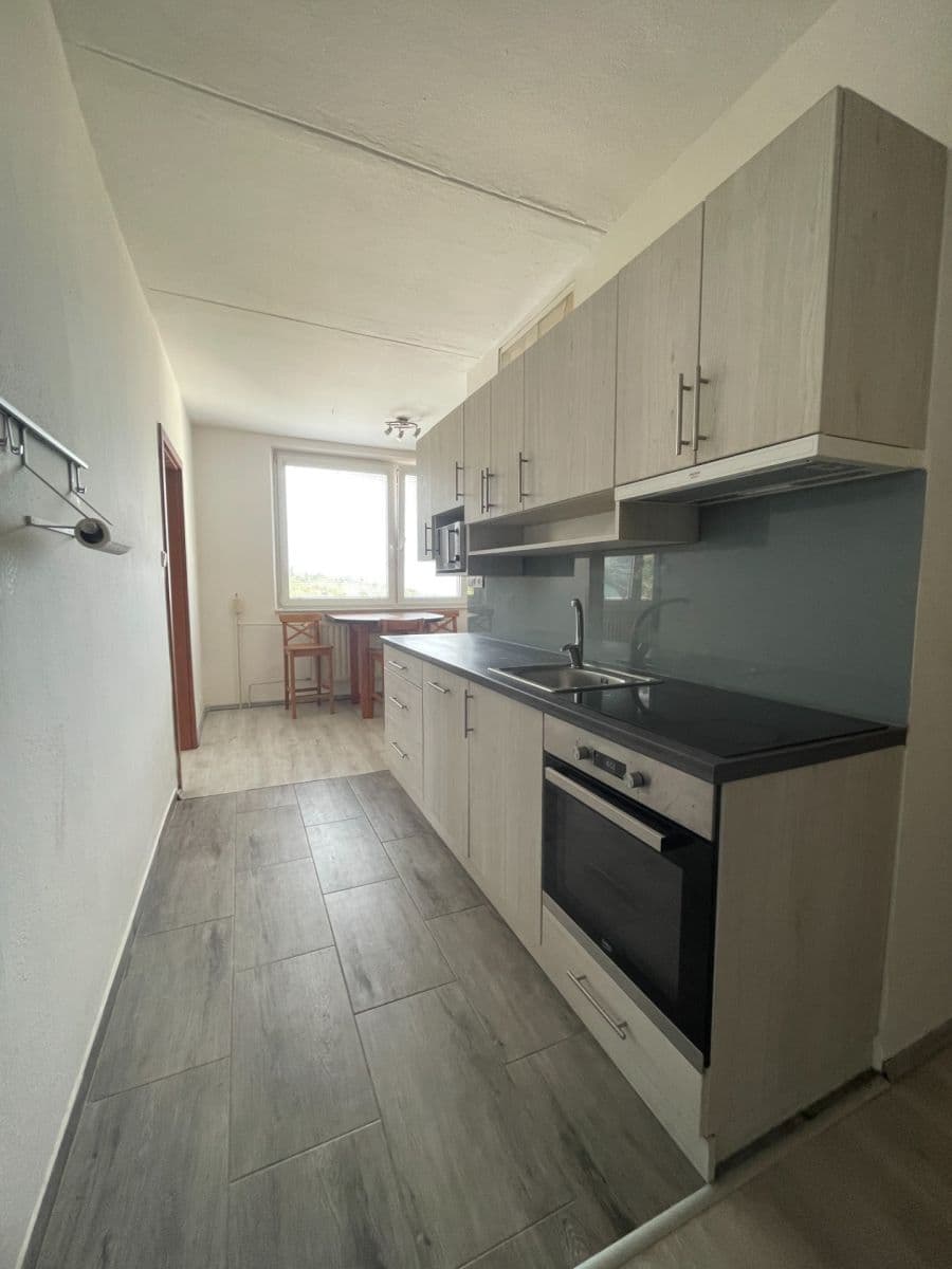 Pronájem bytu 3+1 75 m², Libušino údolí, Brno, Jihomoravský kraj Pronájem bytu 3+1 75 m², Libušino údolí, Brno, Jihomoravský kraj