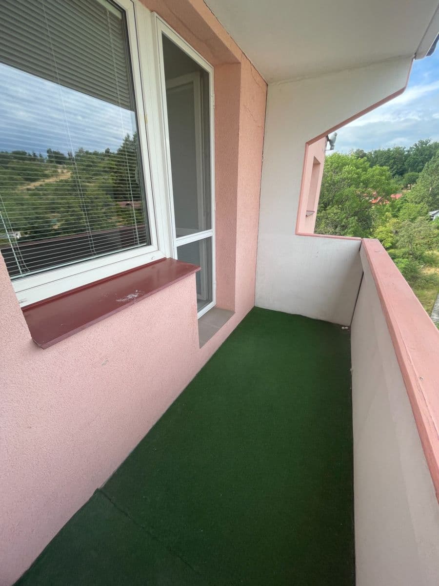 Pronájem bytu 3+1 75 m², Libušino údolí, Brno, Jihomoravský kraj Pronájem bytu 3+1 75 m², Libušino údolí, Brno, Jihomoravský kraj
