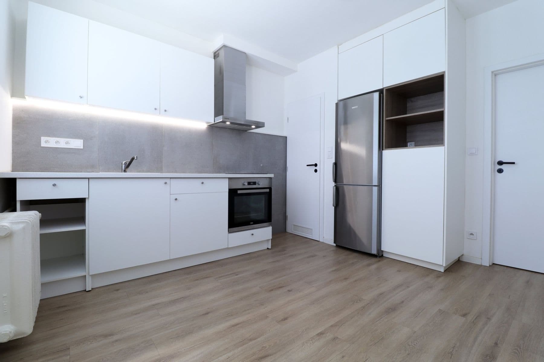 Pronájem bytu 1+1 37 m², Křimická, Plzeň, Plzeňský kraj Pronájem bytu 1+1 37 m², Křimická, Plzeň, Plzeňský kraj
