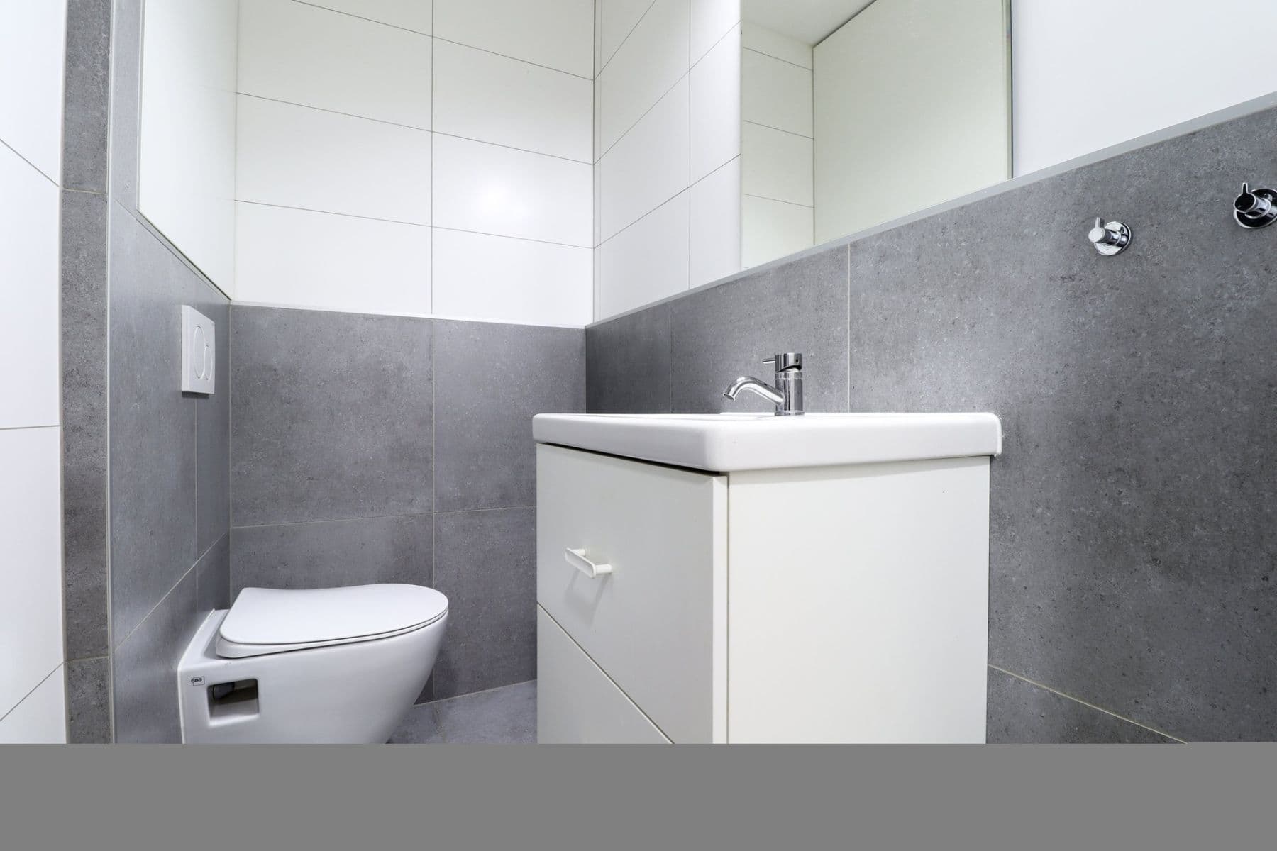 Pronájem bytu 1+1 37 m², Křimická, Plzeň, Plzeňský kraj Pronájem bytu 1+1 37 m², Křimická, Plzeň, Plzeňský kraj