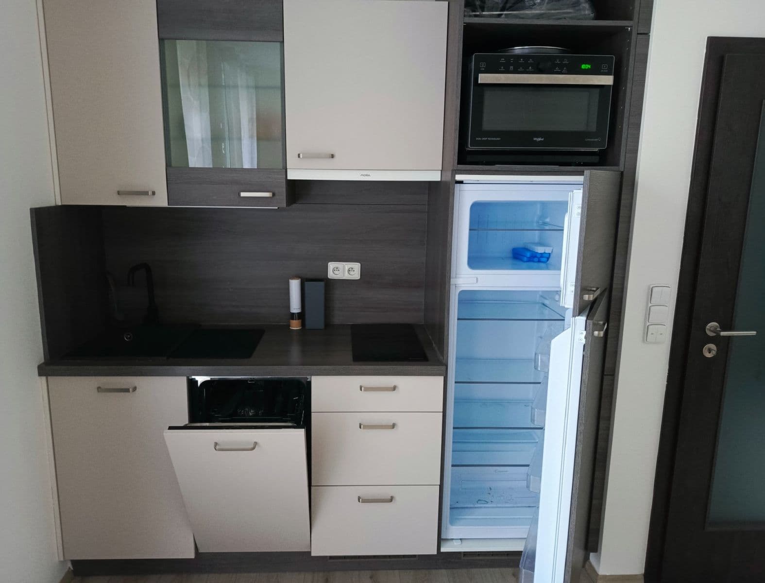 Pronájem bytu 1+kk 32 m², Třebohostická, Praha, Praha Pronájem bytu 1+kk 32 m², Třebohostická, Praha, Praha