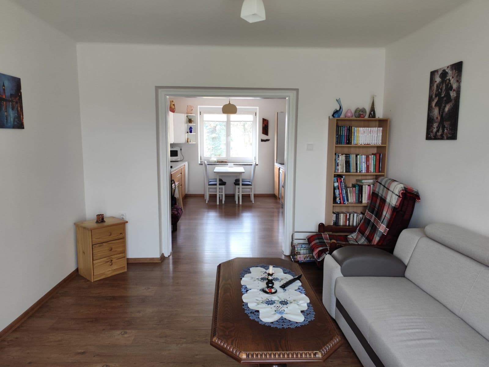 Pronájem bytu 2+1 54 m², Lhotecká, Mníšek pod Brdy, Středočeský kraj Pronájem bytu 2+1 54 m², Lhotecká, Mníšek pod Brdy, Středočeský kraj