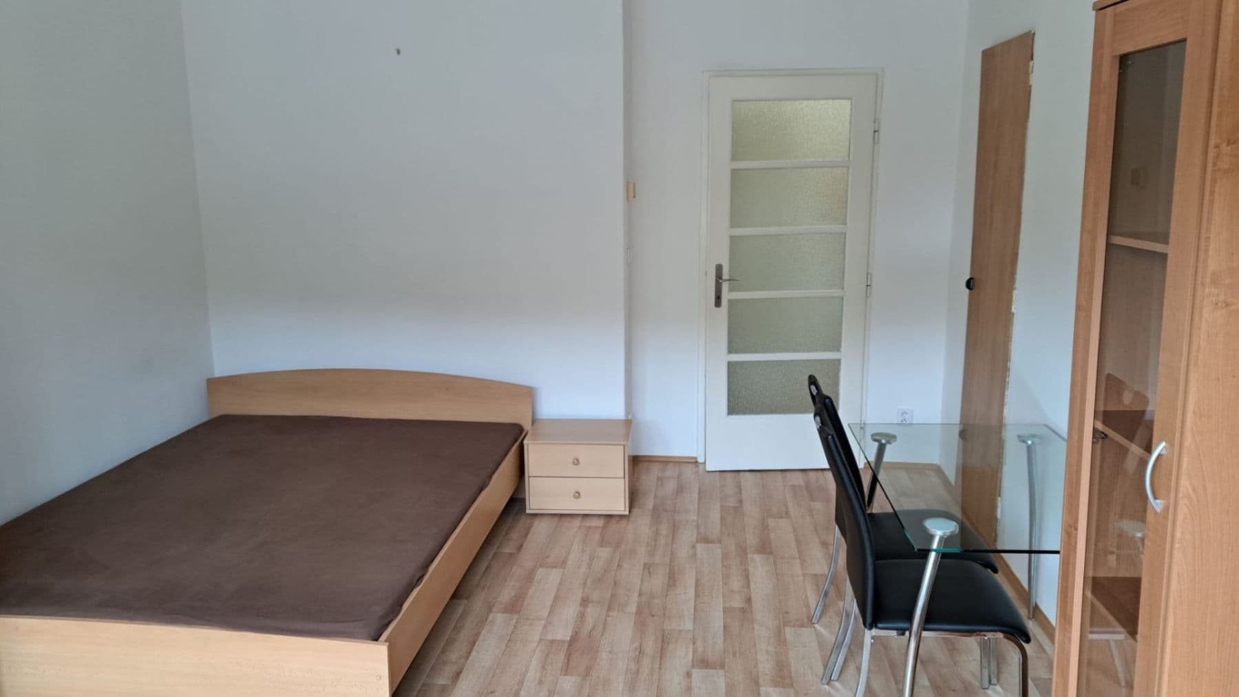 Pronájem bytu 1+kk 30 m², Vrchlického, Praha, Praha Pronájem bytu 1+kk 30 m², Vrchlického, Praha, Praha