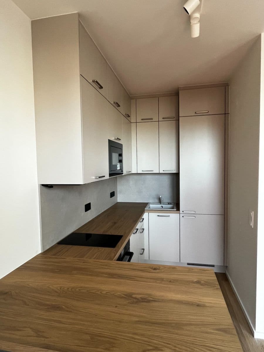 Pronájem bytu 1+kk 35 m², Waltariho, Praha, Praha Pronájem bytu 1+kk 35 m², Waltariho, Praha, Praha