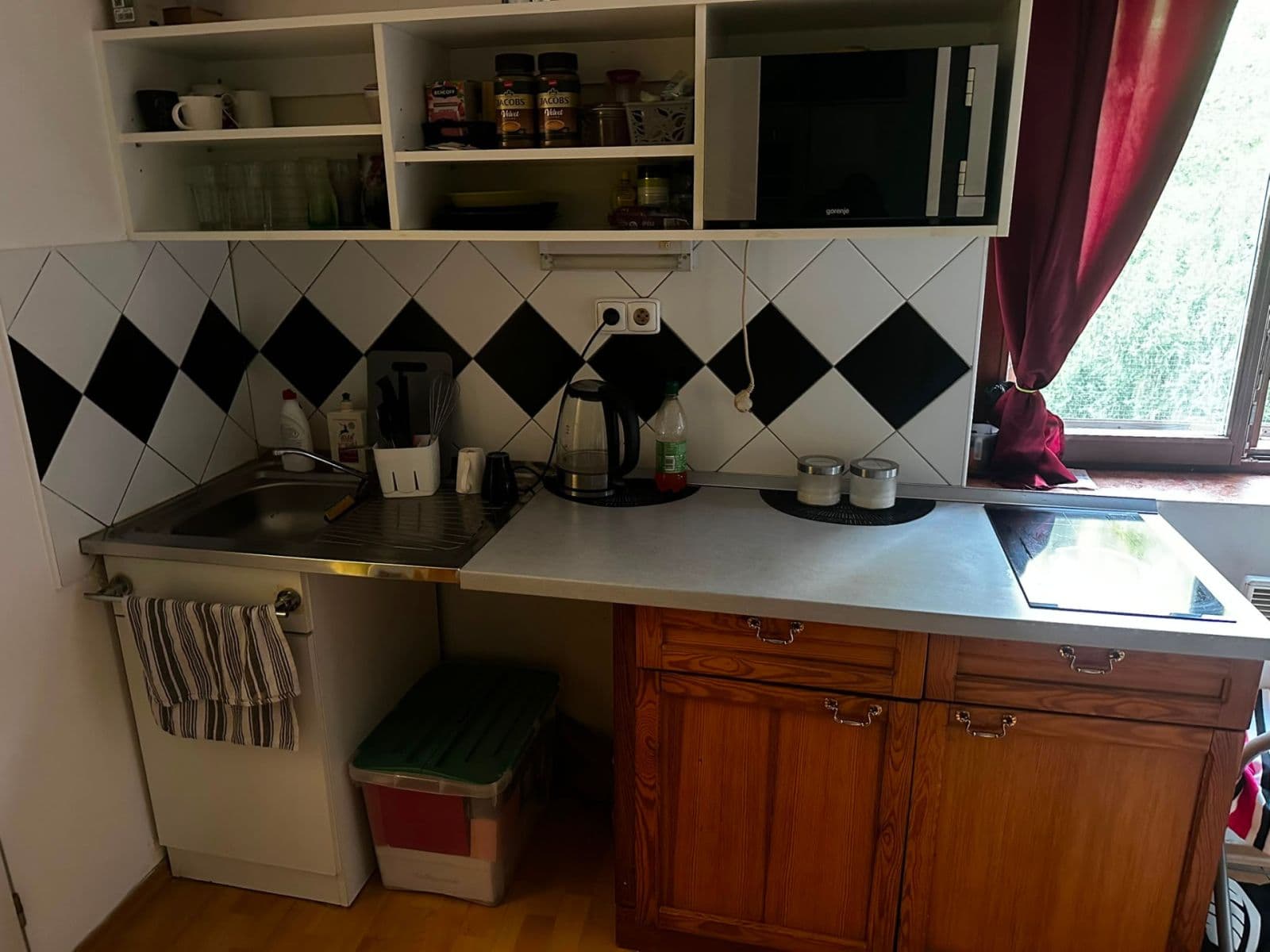 Pronájem bytu 1+kk 17 m², V Koutě, Písek, Jihočeský kraj Pronájem bytu 1+kk 17 m², V Koutě, Písek, Jihočeský kraj