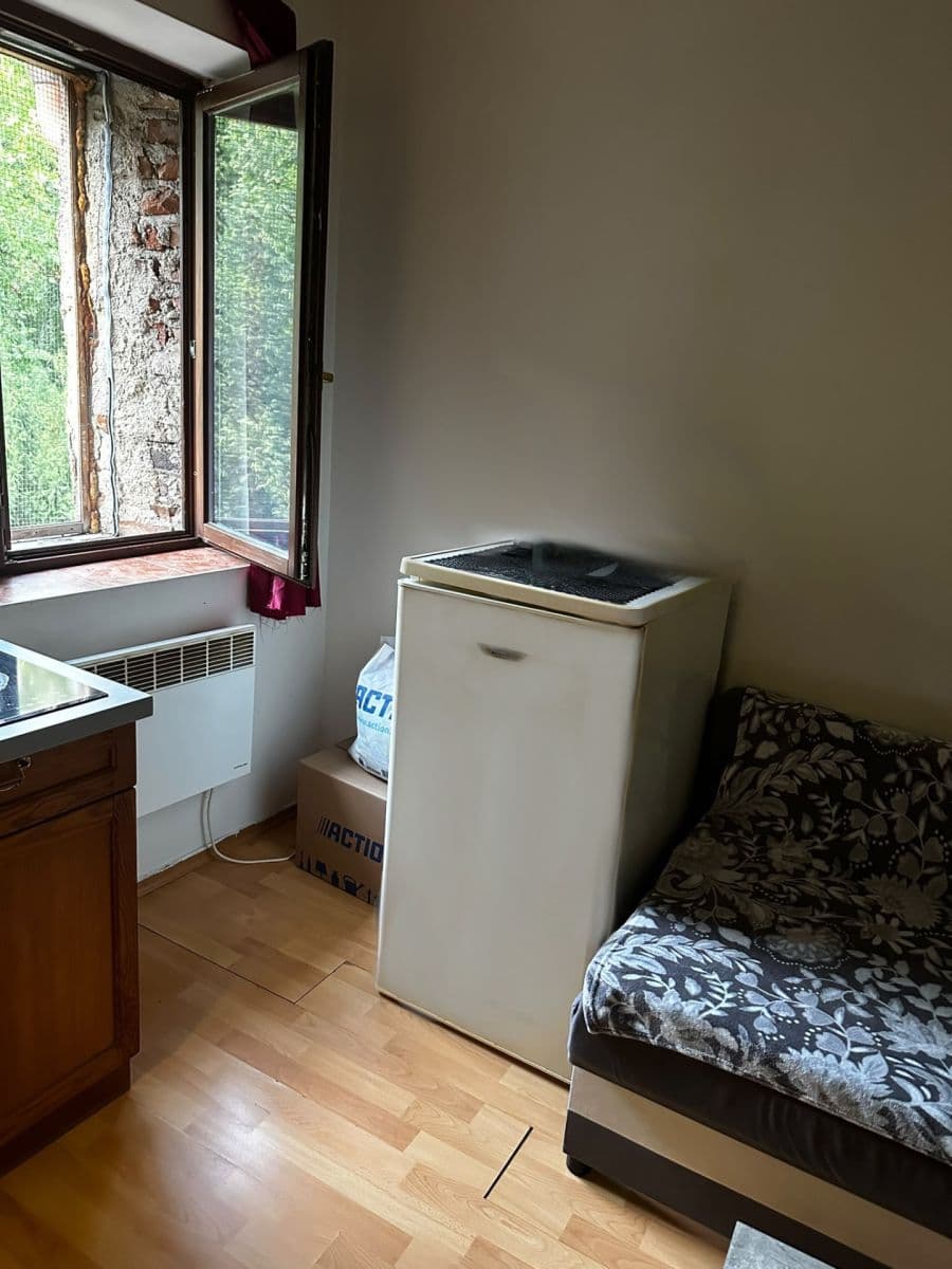 Pronájem bytu 1+kk 17 m², V Koutě, Písek, Jihočeský kraj Pronájem bytu 1+kk 17 m², V Koutě, Písek, Jihočeský kraj