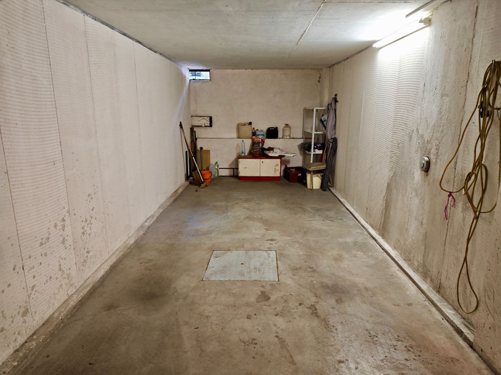 Pronájem garáže 20 m², Famfulíkova, Praha, Praha Pronájem garáže 20 m², Famfulíkova, Praha, Praha