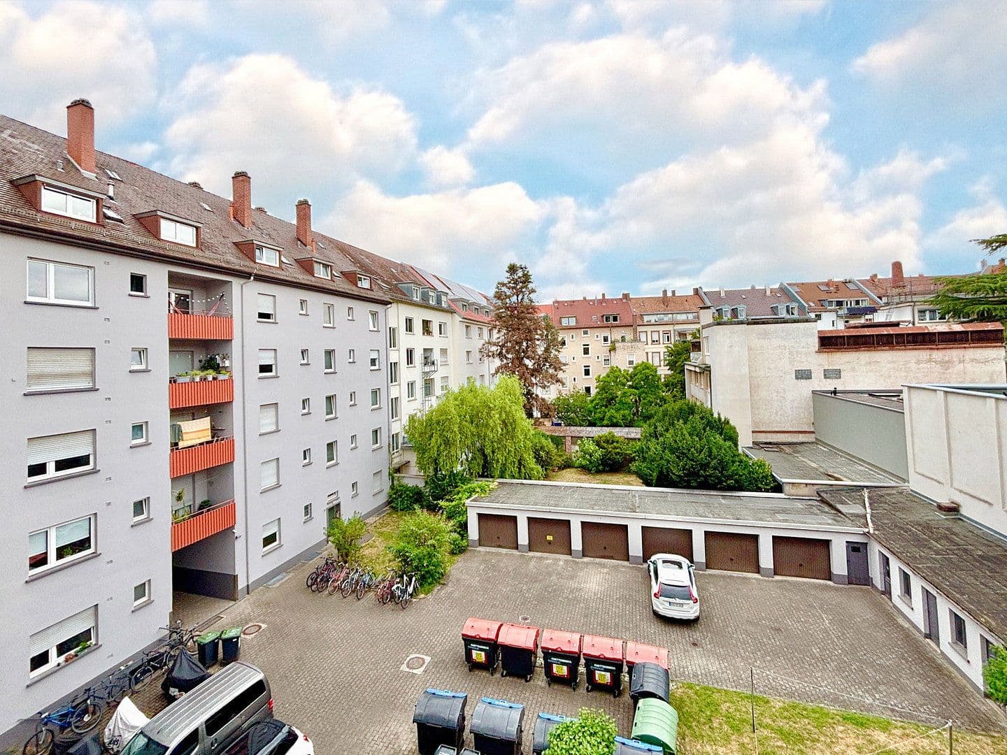 Pronájem bytu 2+1 65 m², Bernhardstraße 21, Karlsruhe, Bádensko-Württembersko Pronájem bytu 2+1 65 m², Bernhardstraße 21, Karlsruhe, Bádensko-Württembersko