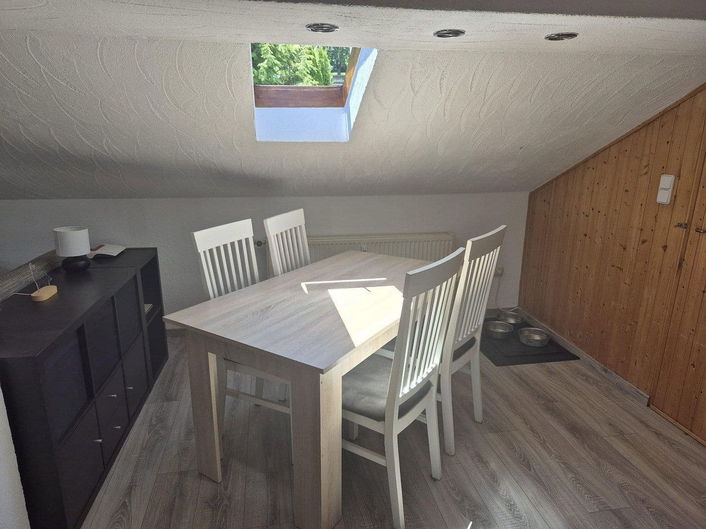 Pronájem bytu 3+1 71 m², Hainstraße 14, Bad Endbach, Hessen Pronájem bytu 3+1 71 m², Hainstraße 14, Bad Endbach, Hessen