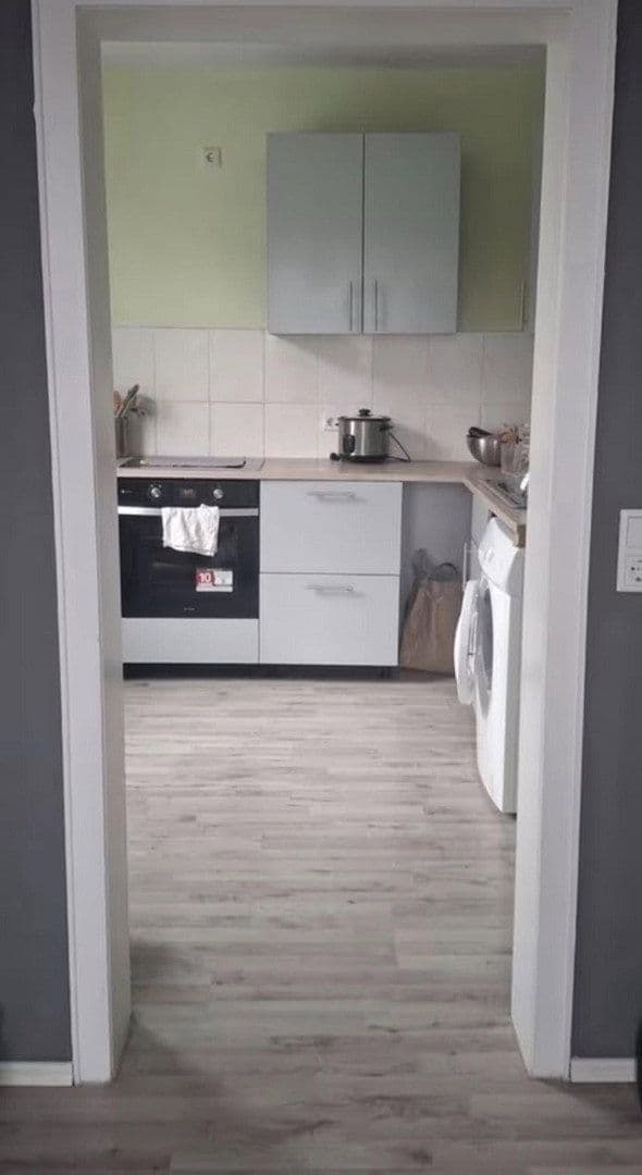 Pronájem bytu 1+1 30 m², Bahnstr. 87, Remscheid, Severní Porýní-Vestfálsko Pronájem bytu 1+1 30 m², Bahnstr. 87, Remscheid, Severní Porýní-Vestfálsko