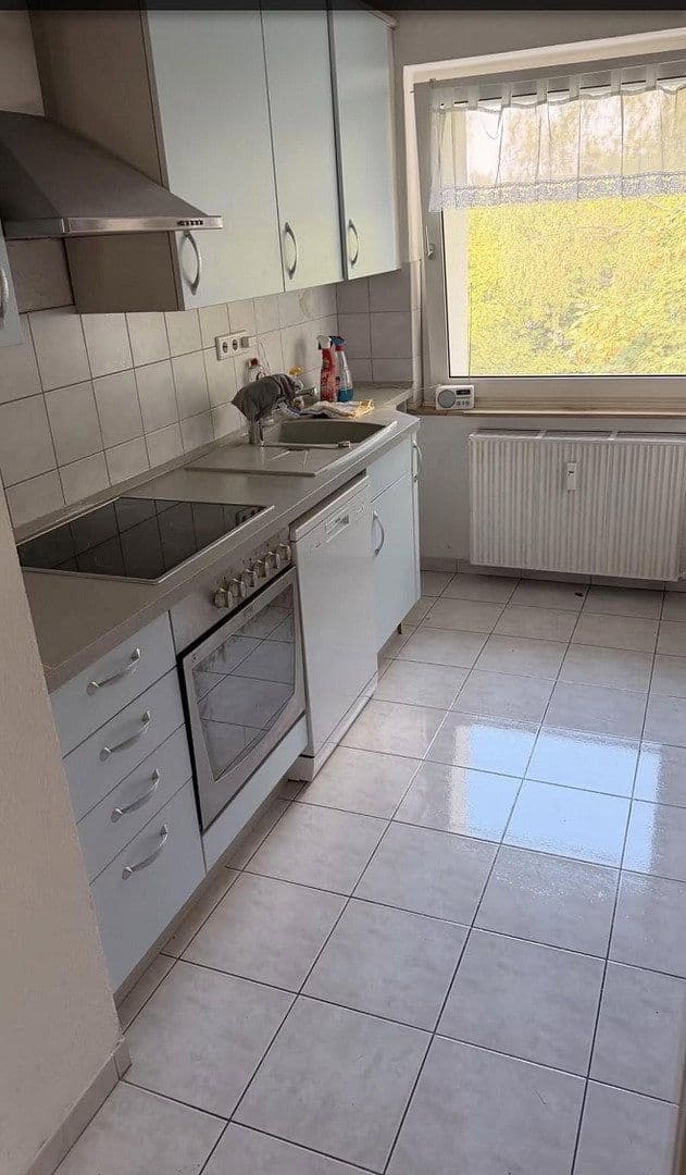 Pronájem bytu 3+1 70 m², Im Wolfhagen 17, Wermelskirchen, Severní Porýní-Vestfálsko Pronájem bytu 3+1 70 m², Im Wolfhagen 17, Wermelskirchen, Severní Porýní-Vestfálsko