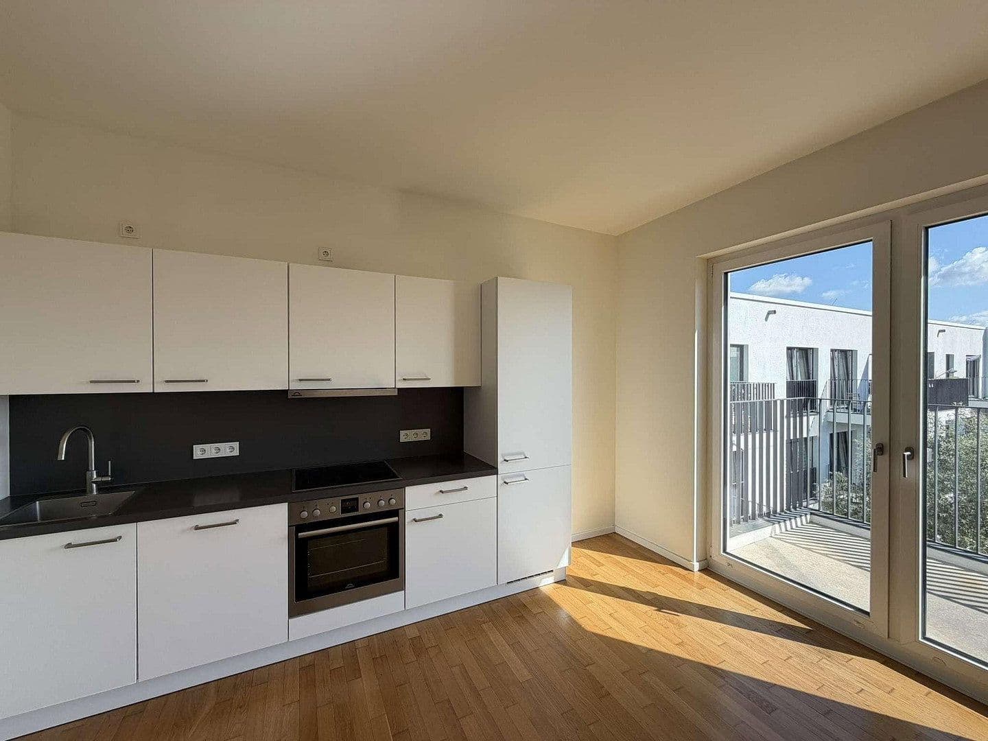 Prodej bytu 2+1 65 m², Heidestraße 17a, Berlin, Berlín Prodej bytu 2+1 65 m², Heidestraße 17a, Berlin, Berlín
