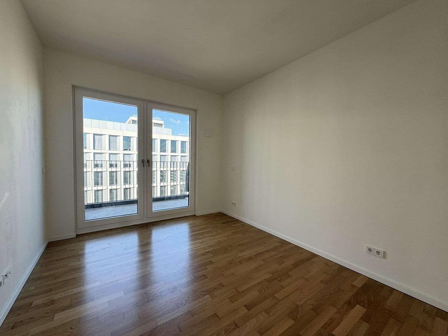 Prodej bytu 2+1 65 m², Heidestraße 17a, Berlin, Berlín Prodej bytu 2+1 65 m², Heidestraße 17a, Berlin, Berlín