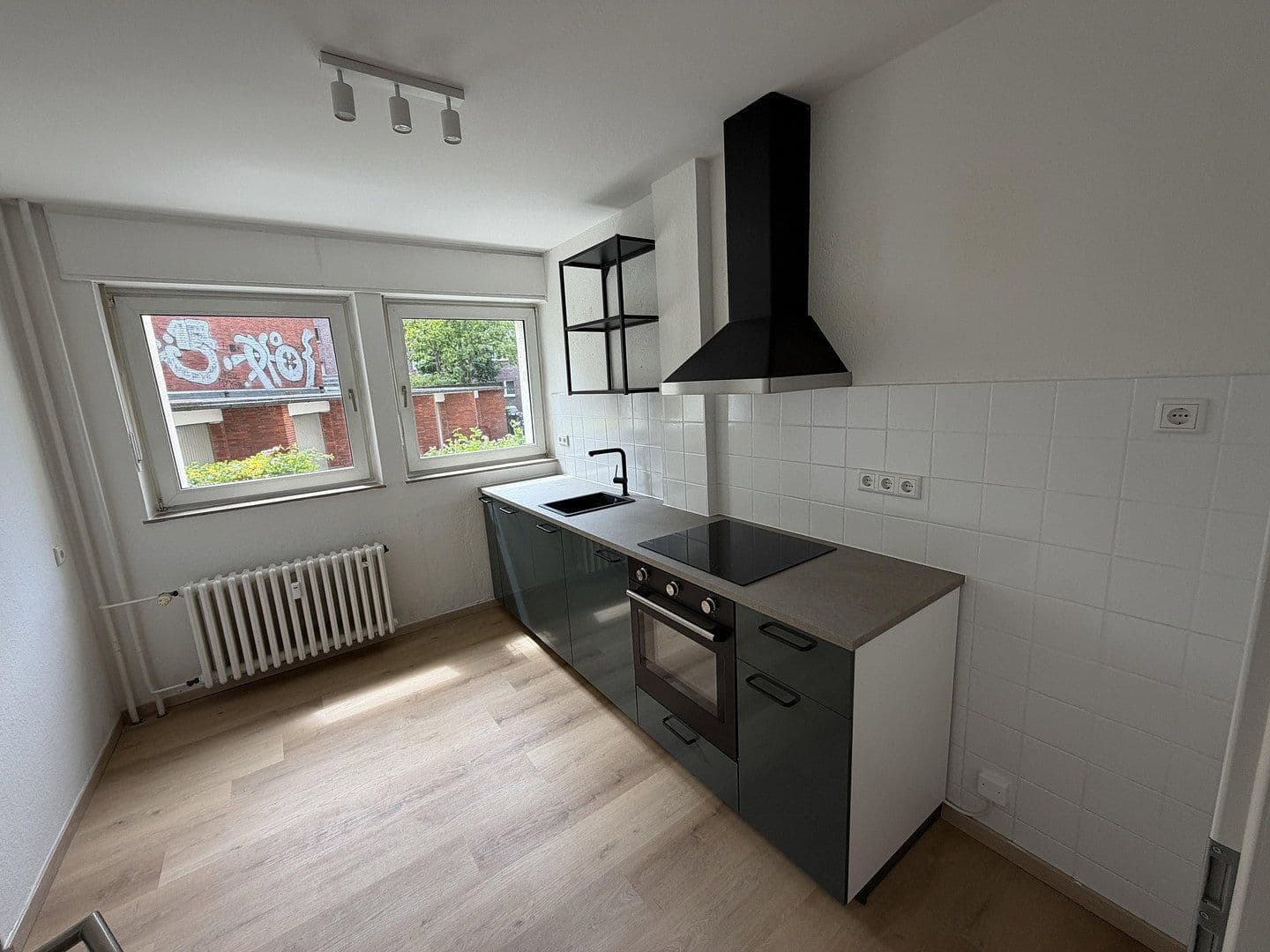Pronájem bytu 17 m², Düsseldorf, Severní Porýní-Vestfálsko Pronájem bytu 17 m², Düsseldorf, Severní Porýní-Vestfálsko