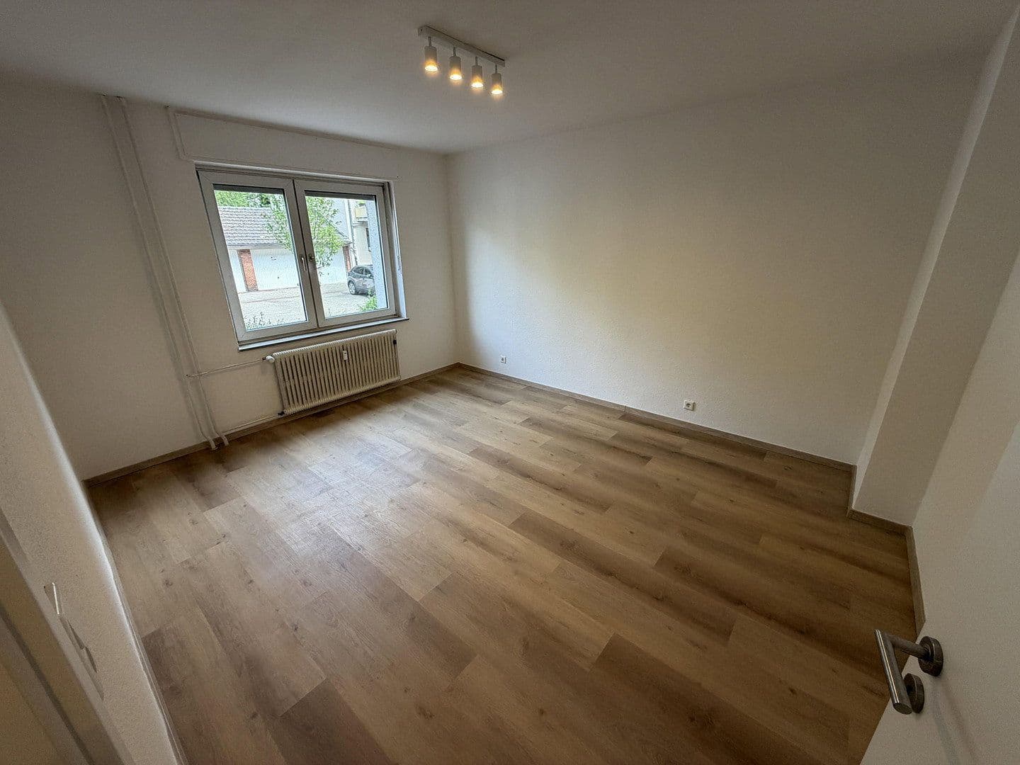Pronájem bytu 17 m², Düsseldorf, Severní Porýní-Vestfálsko Pronájem bytu 17 m², Düsseldorf, Severní Porýní-Vestfálsko