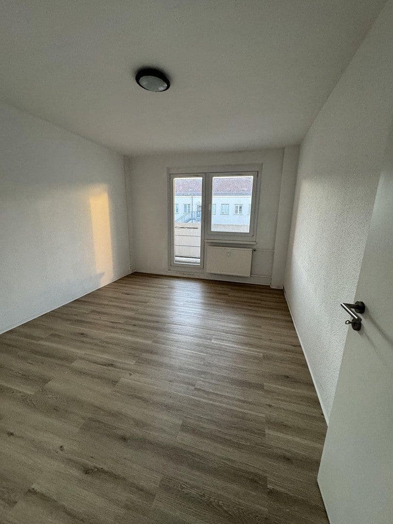 Pronájem bytu 3+1 62 m², Marktstraße 7, Pasewalk, Mecklenburg-Vorpommern Pronájem bytu 3+1 62 m², Marktstraße 7, Pasewalk, Mecklenburg-Vorpommern