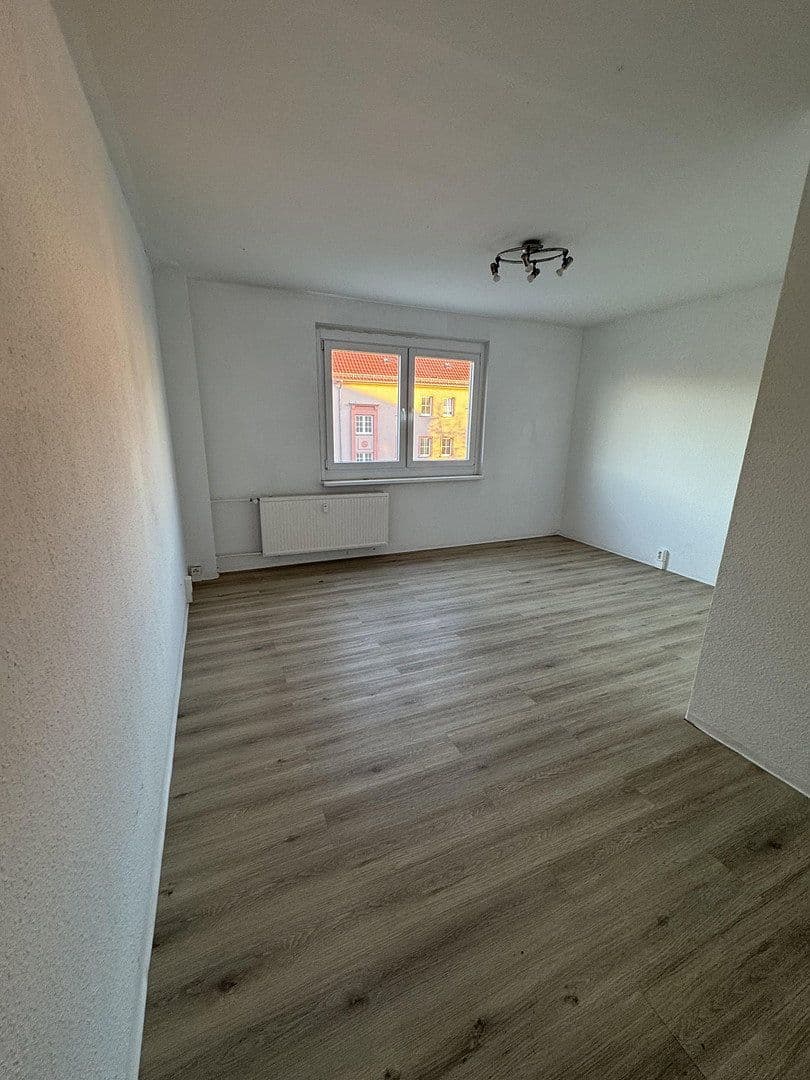 Pronájem bytu 3+1 62 m², Marktstraße 7, Pasewalk, Mecklenburg-Vorpommern Pronájem bytu 3+1 62 m², Marktstraße 7, Pasewalk, Mecklenburg-Vorpommern