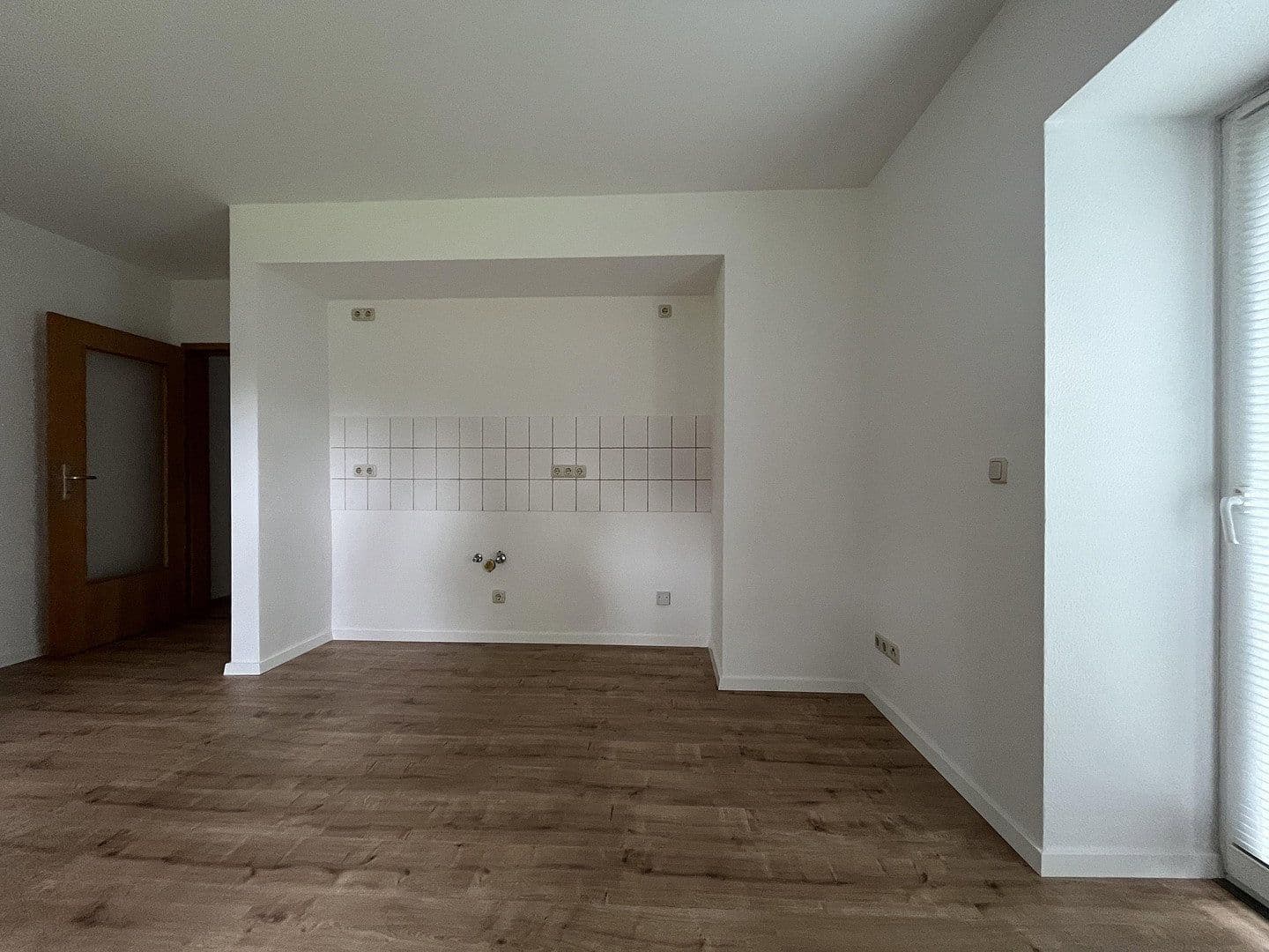 Pronájem bytu 2+1 40 m², Wasserschlossweg 1, Chemnitz, Sasko Pronájem bytu 2+1 40 m², Wasserschlossweg 1, Chemnitz, Sasko