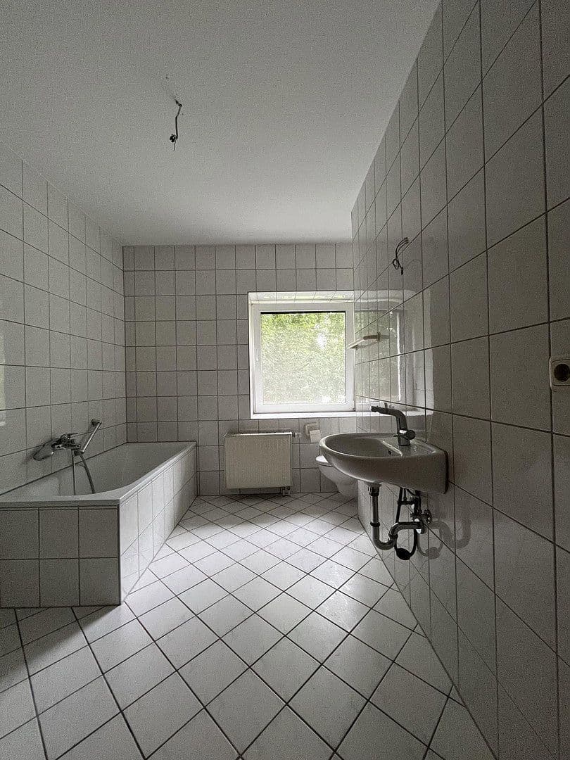 Pronájem bytu 2+1 40 m², Wasserschlossweg 1, Chemnitz, Sasko Pronájem bytu 2+1 40 m², Wasserschlossweg 1, Chemnitz, Sasko
