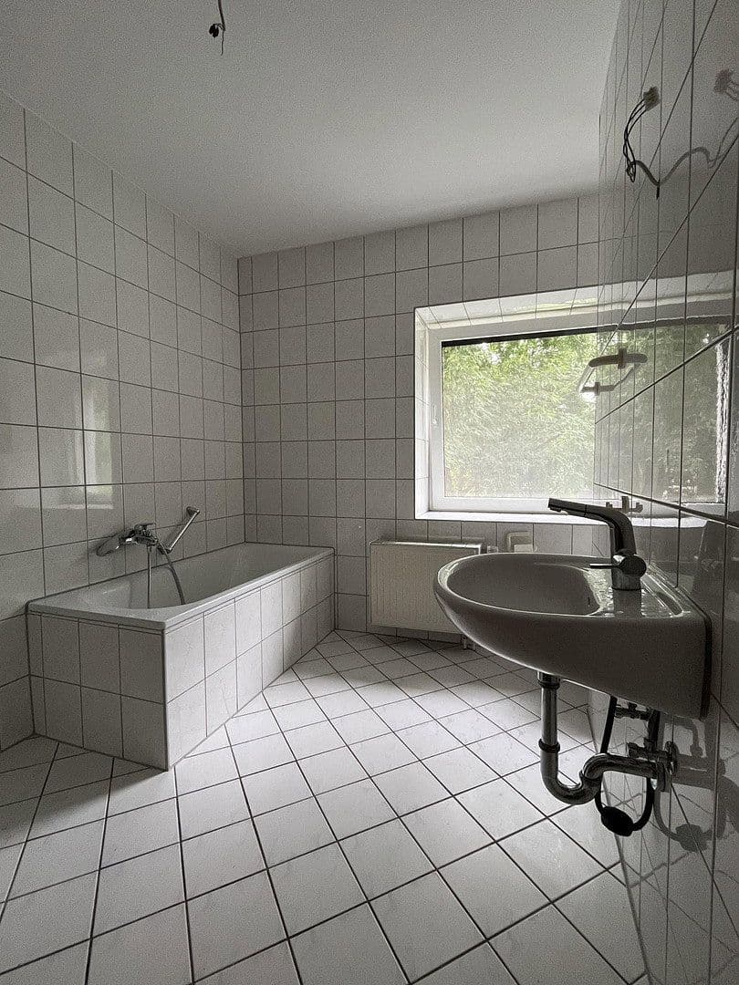 Pronájem bytu 2+1 40 m², Wasserschlossweg 1, Chemnitz, Sasko Pronájem bytu 2+1 40 m², Wasserschlossweg 1, Chemnitz, Sasko