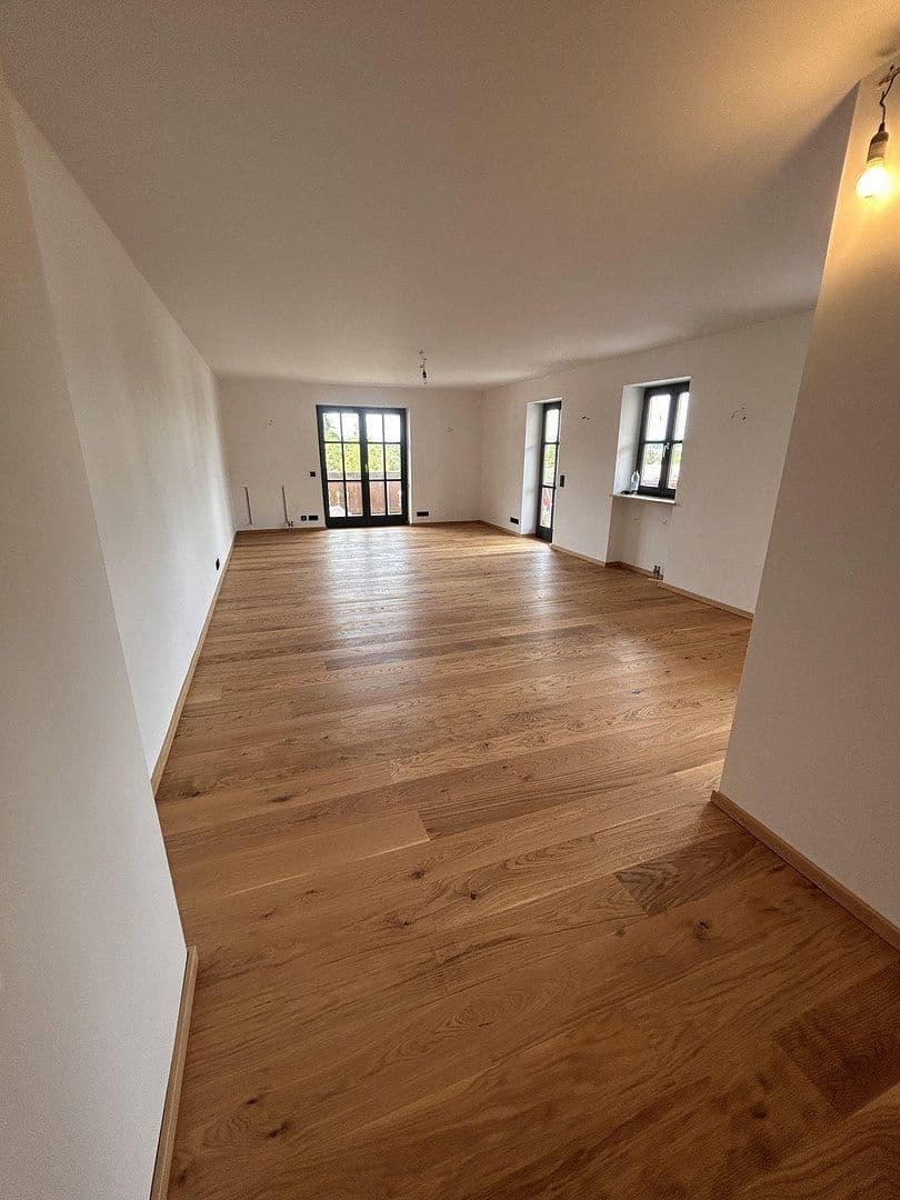 Pronájem bytu 3+1 95 m², Frasdorferstrasse 4, Aschau, Bavorsko Pronájem bytu 3+1 95 m², Frasdorferstrasse 4, Aschau, Bavorsko