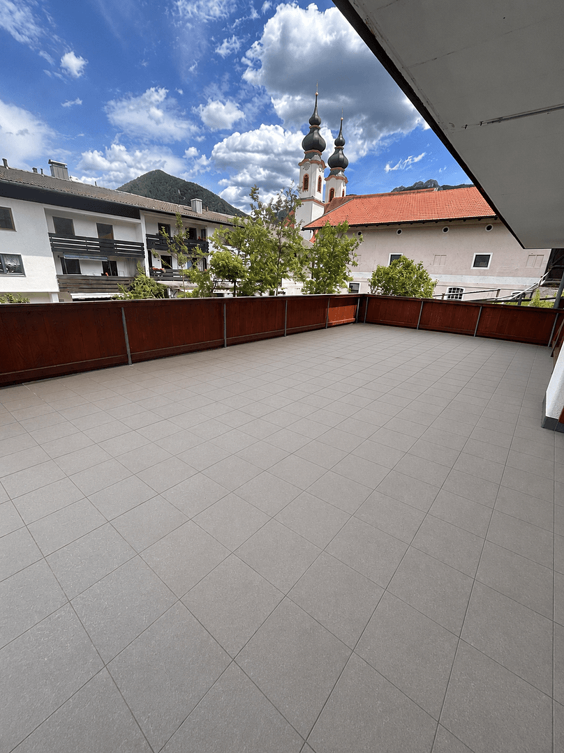 Pronájem bytu 3+1 95 m², Frasdorferstrasse 4, Aschau, Bavorsko Pronájem bytu 3+1 95 m², Frasdorferstrasse 4, Aschau, Bavorsko