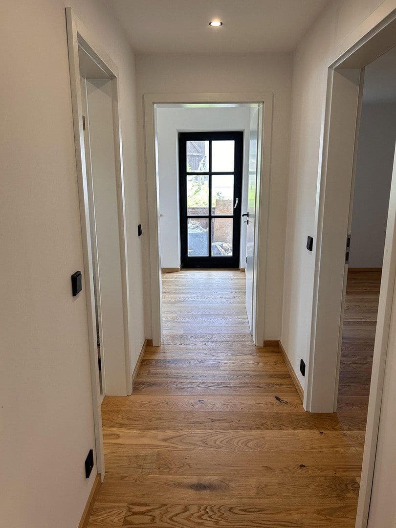 Pronájem bytu 3+1 95 m², Frasdorferstrasse 4, Aschau, Bavorsko Pronájem bytu 3+1 95 m², Frasdorferstrasse 4, Aschau, Bavorsko