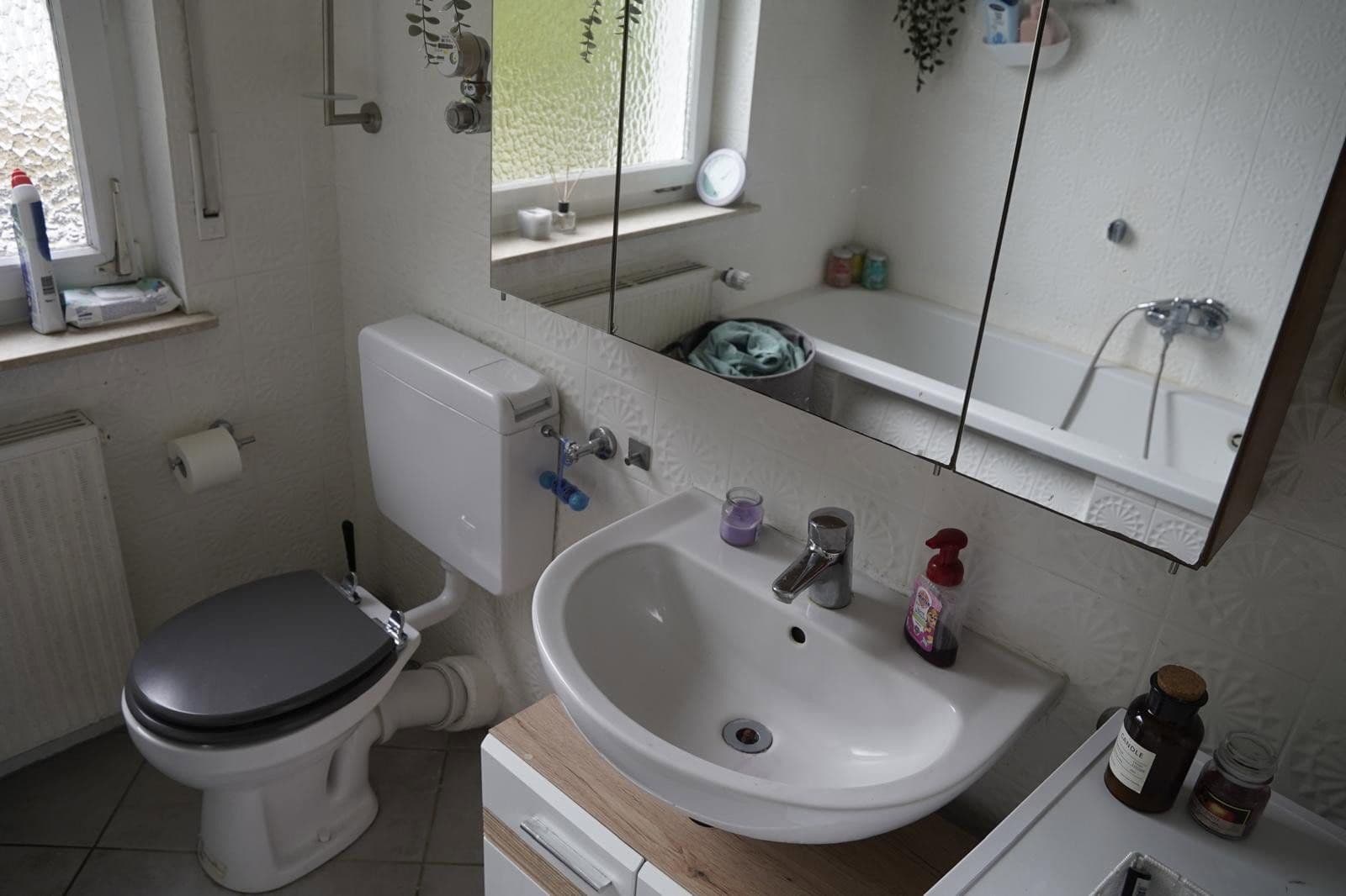 Pronájem bytu 4+1 90 m², Stappenbeckweg 2, Bad Sooden-Allendorf, Hessen Pronájem bytu 4+1 90 m², Stappenbeckweg 2, Bad Sooden-Allendorf, Hessen