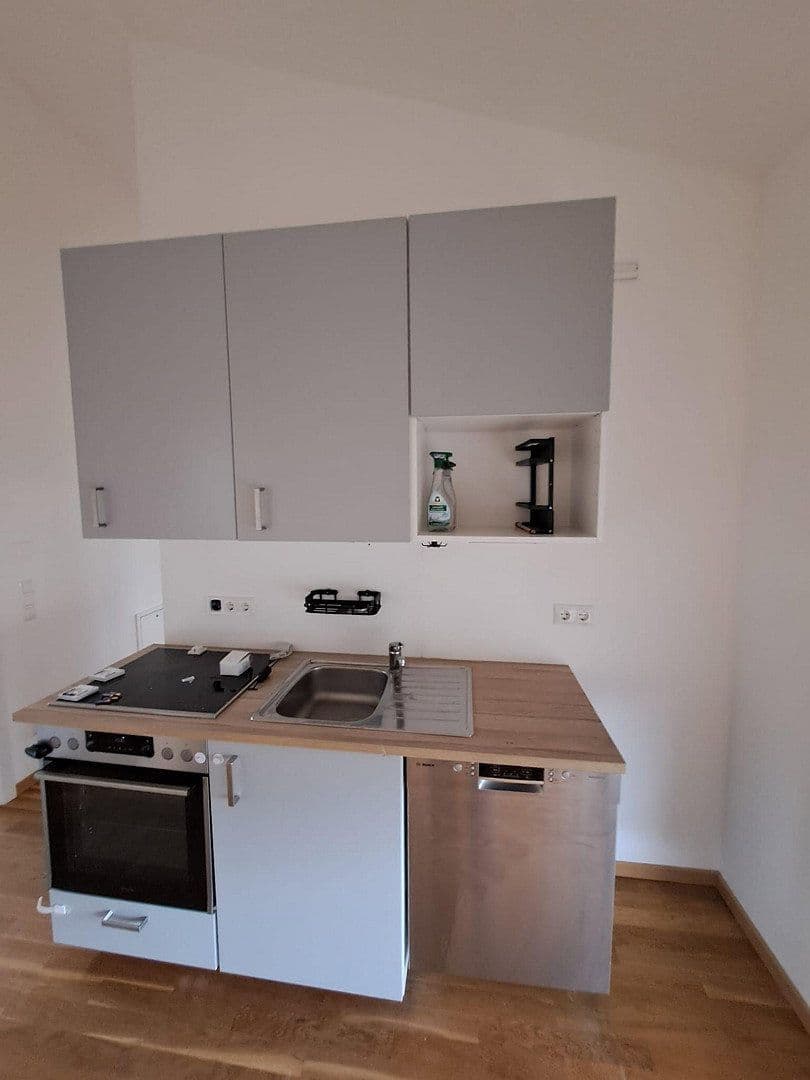 Pronájem bytu 3+1 60 m², München, Bavorsko Pronájem bytu 3+1 60 m², München, Bavorsko