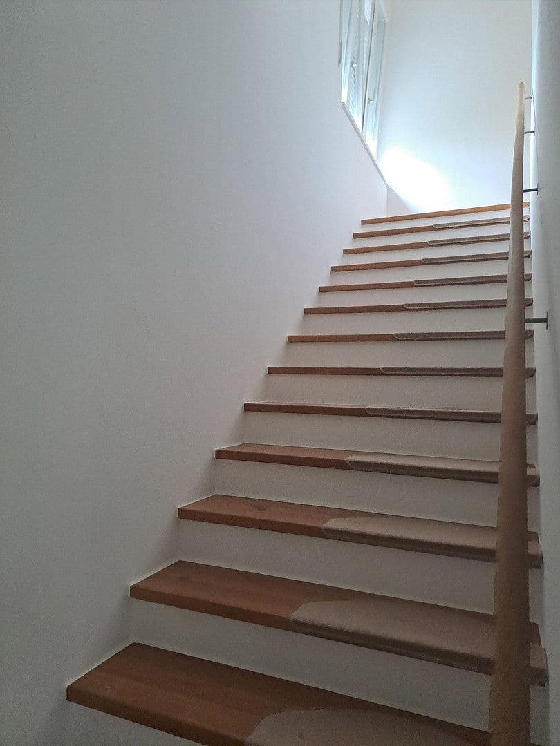Pronájem bytu 3+1 60 m², München, Bavorsko Pronájem bytu 3+1 60 m², München, Bavorsko