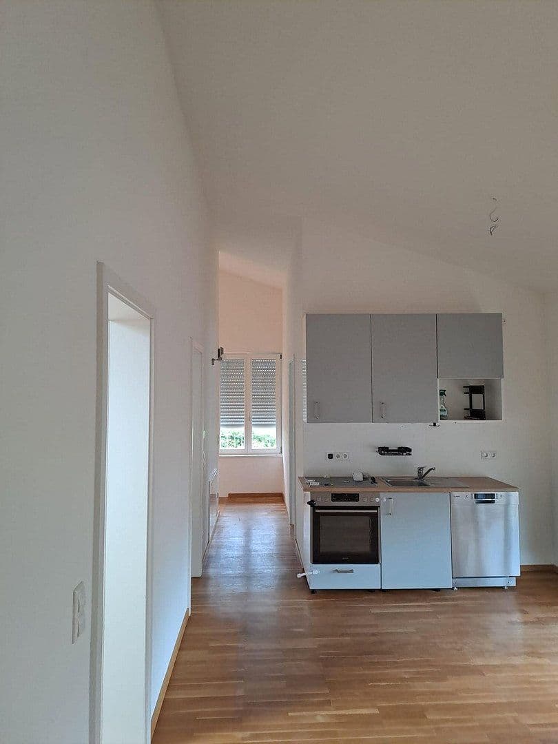 Pronájem bytu 3+1 60 m², München, Bavorsko Pronájem bytu 3+1 60 m², München, Bavorsko