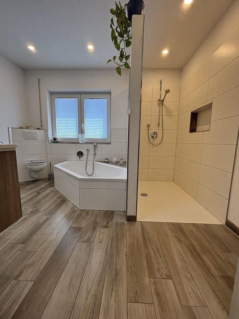 Prodej domu 127 m², pozemek 668 m², Tettenweis, Bavorsko Prodej domu 127 m², pozemek 668 m², Tettenweis, Bavorsko