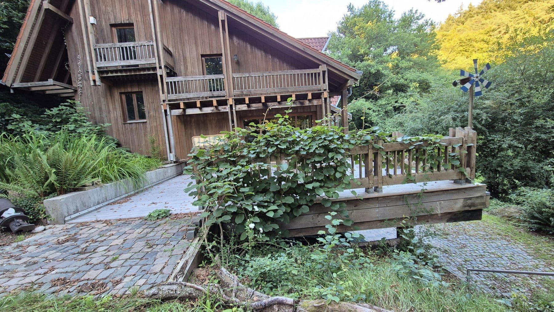 Prodej domu 214 m², pozemek 6.250 m², Otterberg, Porýní-Falc Prodej domu 214 m², pozemek 6.250 m², Otterberg, Porýní-Falc