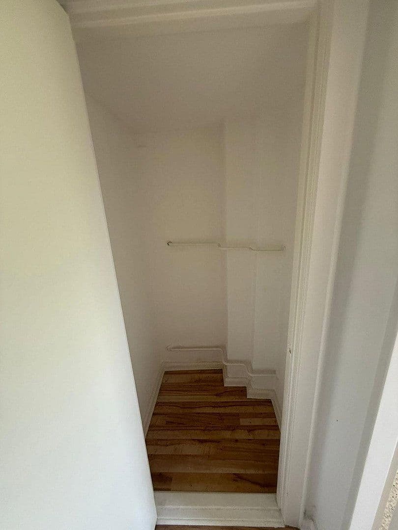 Pronájem bytu 1+1 43 m², Neuendorfer Str. 99, Berlin, Berlín Pronájem bytu 1+1 43 m², Neuendorfer Str. 99, Berlin, Berlín