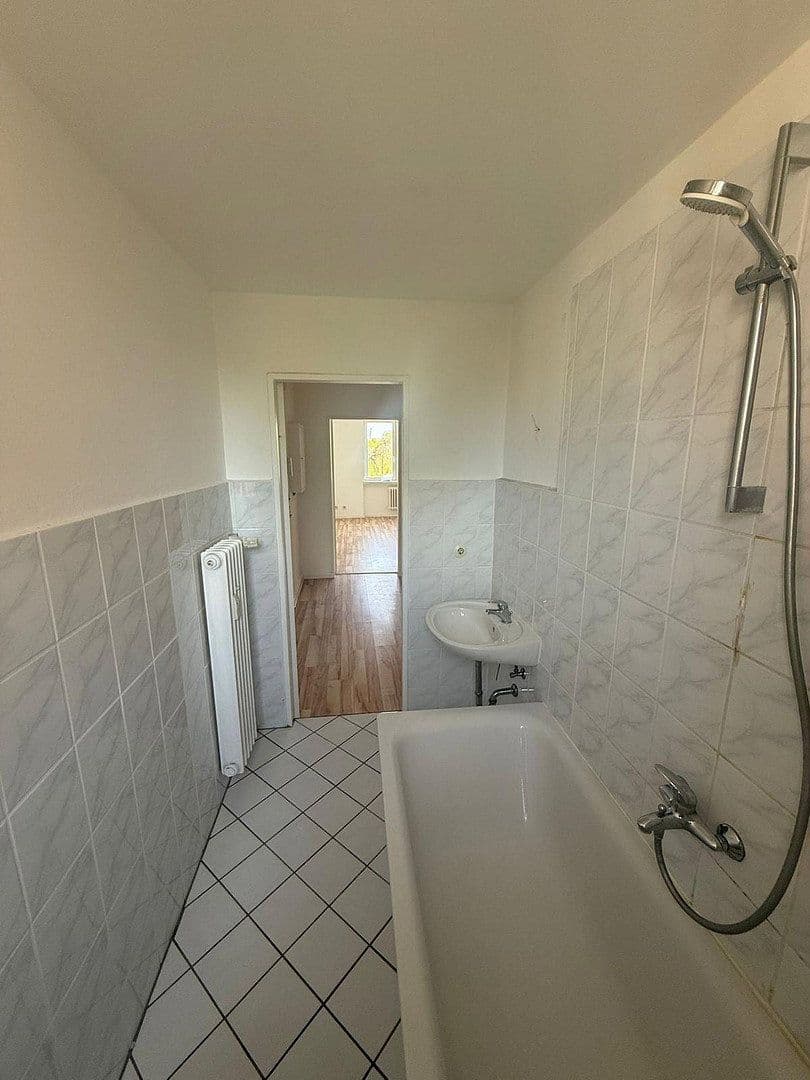 Pronájem bytu 1+1 43 m², Neuendorfer Str. 99, Berlin, Berlín Pronájem bytu 1+1 43 m², Neuendorfer Str. 99, Berlin, Berlín