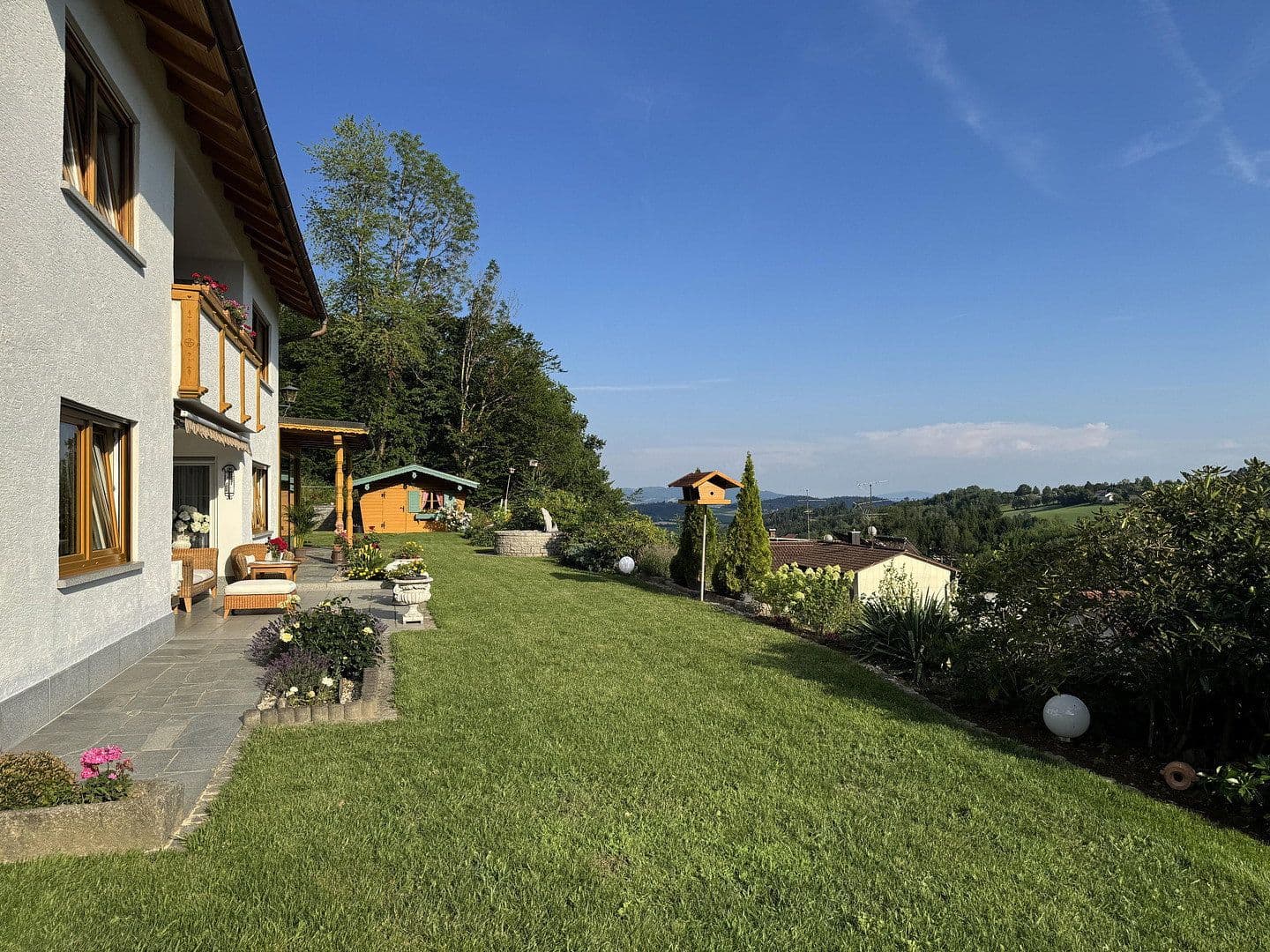 Prodej domu 335 m², pozemek 12.834 m², Waldbrunn, Bavorsko Prodej domu 335 m², pozemek 12.834 m², Waldbrunn, Bavorsko