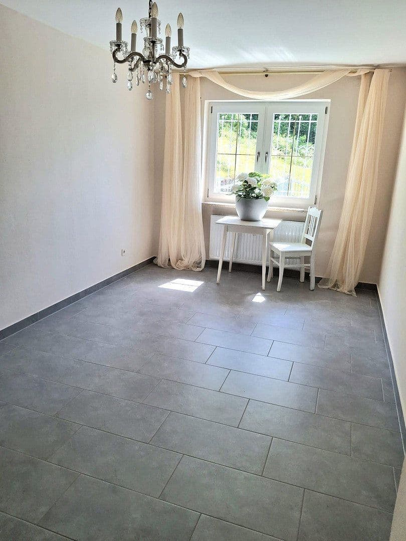 Prodej domu 335 m², pozemek 12.834 m², Waldbrunn, Bavorsko Prodej domu 335 m², pozemek 12.834 m², Waldbrunn, Bavorsko