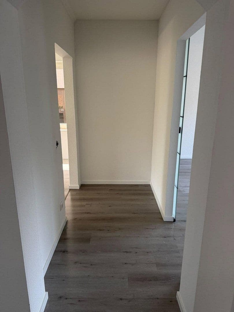 Pronájem bytu 3+1 98 m², Eilendorfer Straße 102, Cáchy, Severní Porýní-Vestfálsko Pronájem bytu 3+1 98 m², Eilendorfer Straße 102, Cáchy, Severní Porýní-Vestfálsko