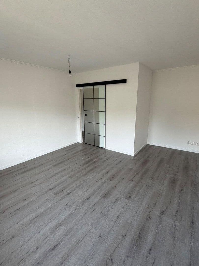 Pronájem bytu 3+1 98 m², Eilendorfer Straße 102, Cáchy, Severní Porýní-Vestfálsko Pronájem bytu 3+1 98 m², Eilendorfer Straße 102, Cáchy, Severní Porýní-Vestfálsko