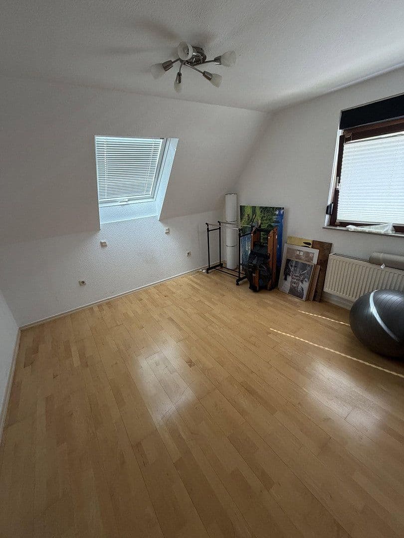 Pronájem domu 168 m², pozemek 400 m², Zülpich, Severní Porýní-Vestfálsko Pronájem domu 168 m², pozemek 400 m², Zülpich, Severní Porýní-Vestfálsko