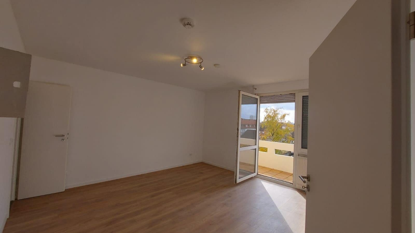 Pronájem bytu 1+1 41 m², Schweinfurt, Bavorsko Pronájem bytu 1+1 41 m², Schweinfurt, Bavorsko