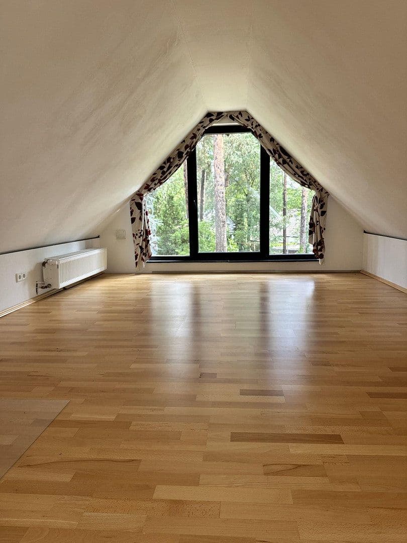 Pronájem bytu 3+1 75 m², Berlin, Berlín Pronájem bytu 3+1 75 m², Berlin, Berlín