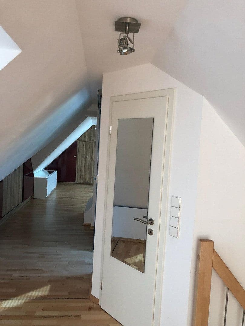 Pronájem bytu 3+1 75 m², Berlin, Berlín Pronájem bytu 3+1 75 m², Berlin, Berlín