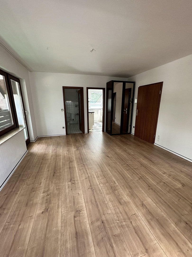 Pronájem bytu 3+1 75 m², Berlin, Berlín Pronájem bytu 3+1 75 m², Berlin, Berlín