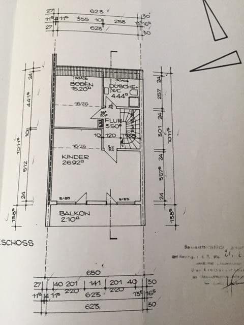 Prodej domu 155 m², pozemek 250 m², Taunusstraße 85a, Oberursel (Taunus), Hessen Prodej domu 155 m², pozemek 250 m², Taunusstraße 85a, Oberursel (Taunus), Hessen