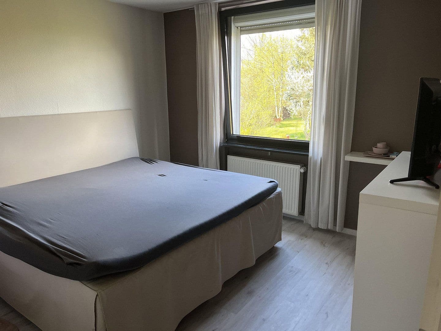 Prodej domu 155 m², pozemek 250 m², Taunusstraße 85a, Oberursel (Taunus), Hessen Prodej domu 155 m², pozemek 250 m², Taunusstraße 85a, Oberursel (Taunus), Hessen
