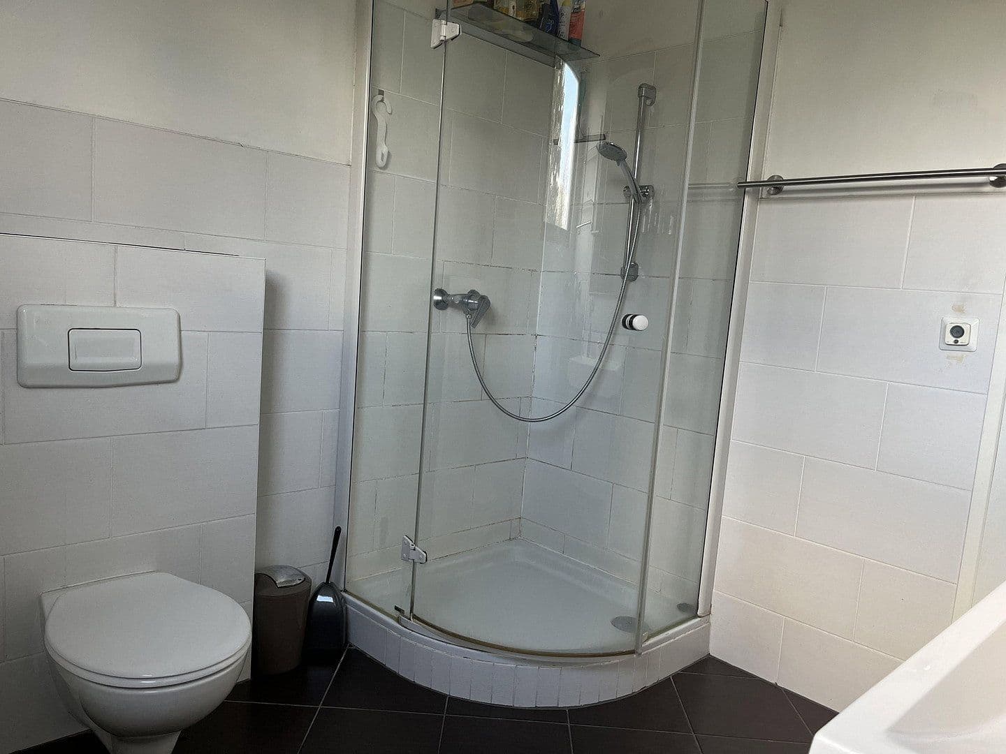 Prodej domu 155 m², pozemek 250 m², Taunusstraße 85a, Oberursel (Taunus), Hessen Prodej domu 155 m², pozemek 250 m², Taunusstraße 85a, Oberursel (Taunus), Hessen
