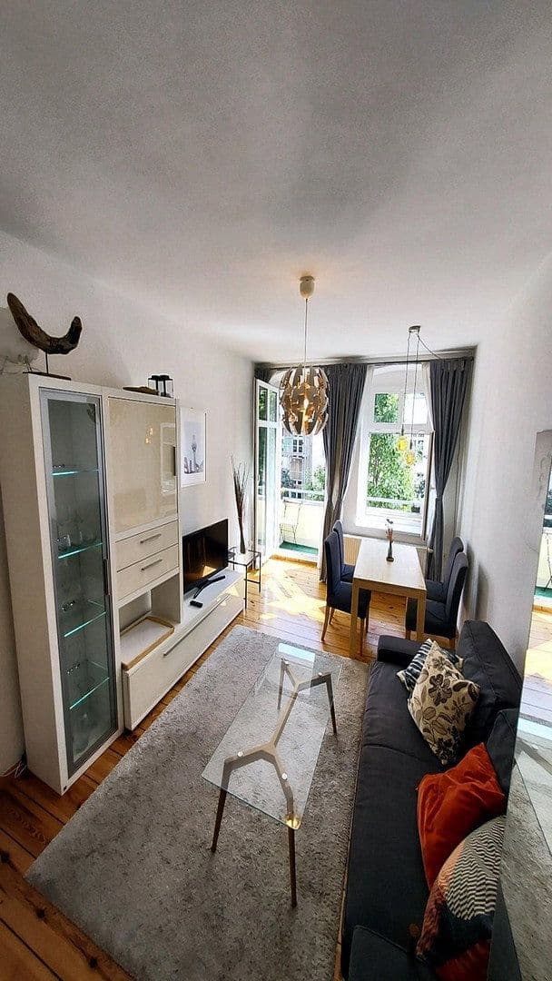 Pronájem bytu 2+1 56 m², Berlin, Berlín Pronájem bytu 2+1 56 m², Berlin, Berlín