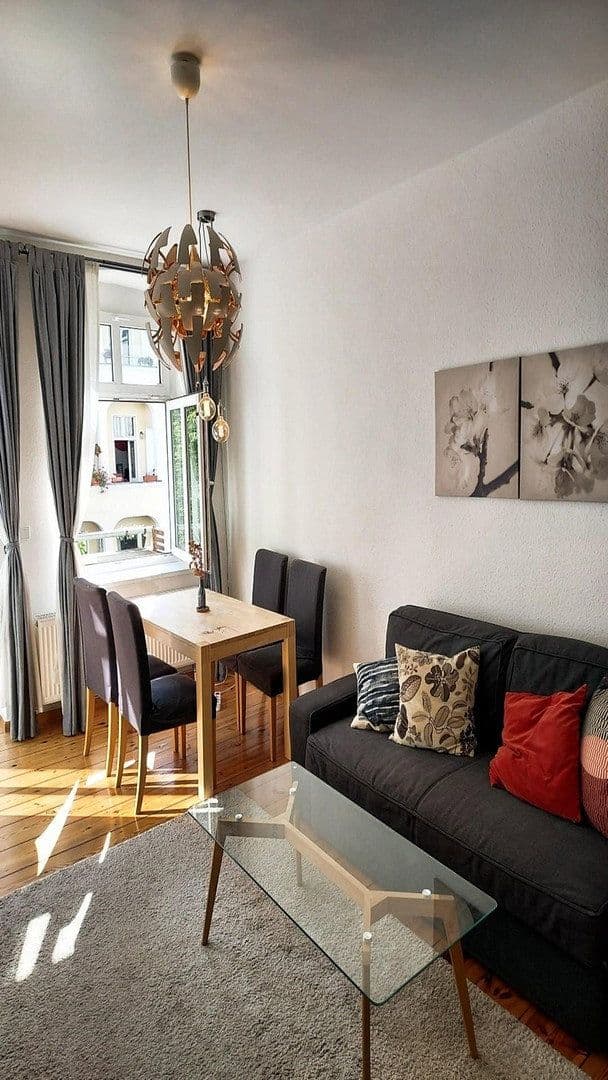 Pronájem bytu 2+1 56 m², Berlin, Berlín Pronájem bytu 2+1 56 m², Berlin, Berlín